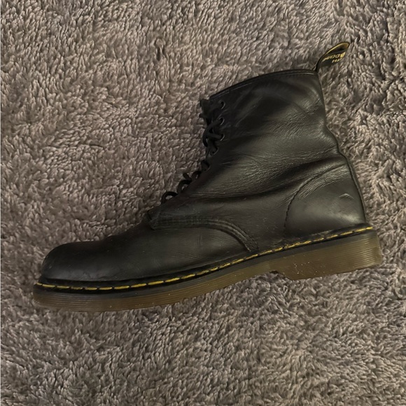 DR. MARTEN Men’s Vintage 1460 Lace Up Leather Boots - Picture 12 of 12